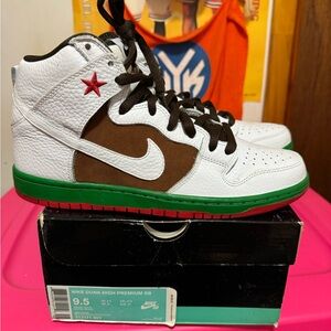 RARE Nike Dunk SB Hightop CALI size 9.5 jordan skateboarding